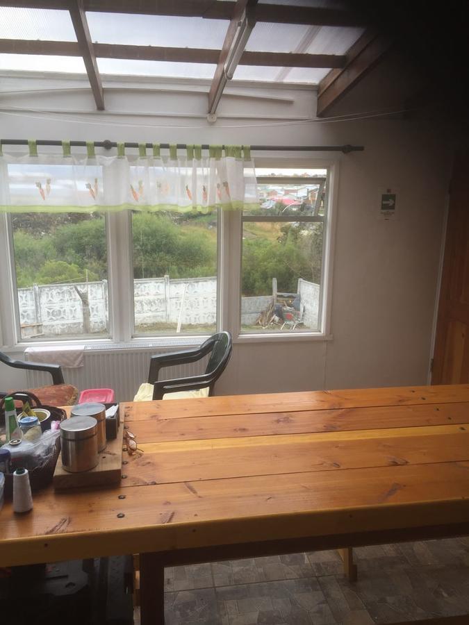 Hostel Sierra Baguales Пуерто Наталес Екстериор снимка